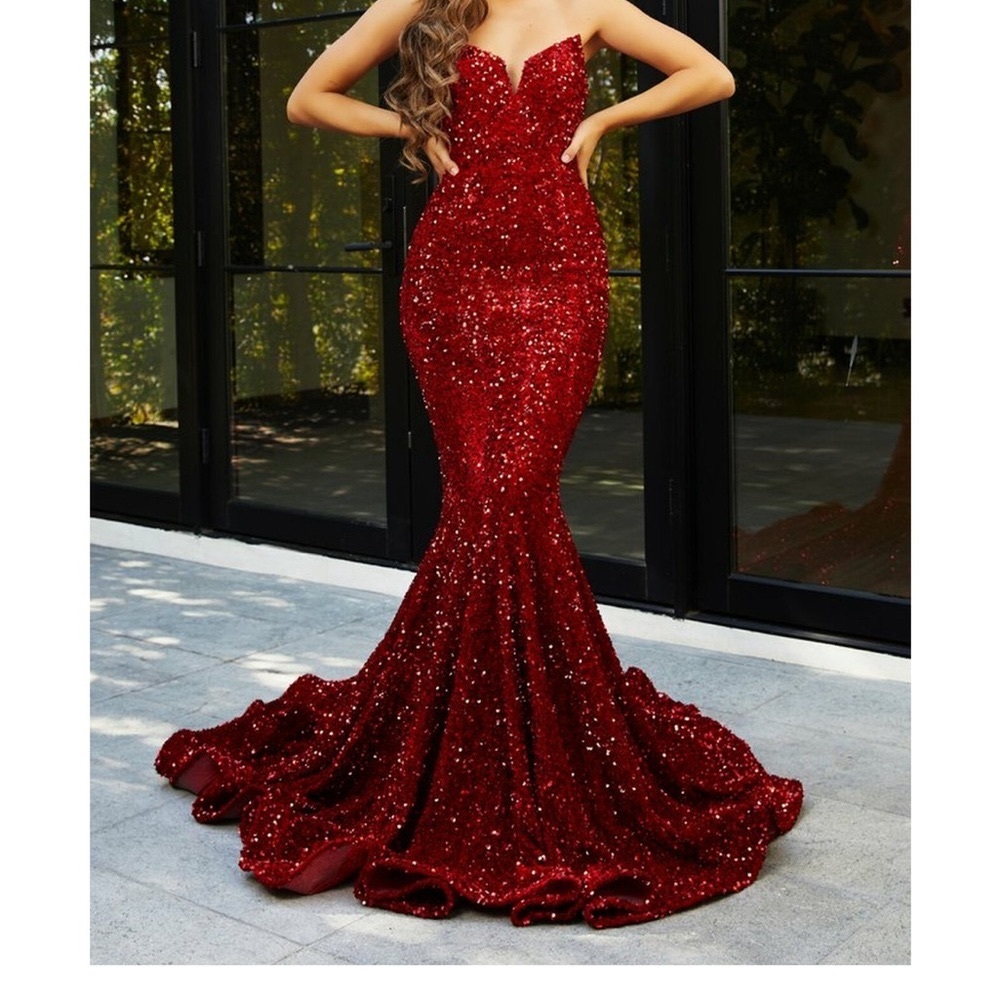 Portia and Scarlet dress